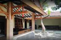 Exterior HOMESTAY BINTARAN SYARIAH