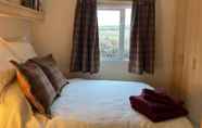 Bilik Tidur 3 Cosy, Quiet Static Caravan, Mawgan Porth, St Eval