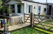 Ruang Umum 2 Cosy, Quiet Static Caravan, Mawgan Porth, St Eval