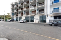 Common Space Aci Castello Seaview Apartment With Parking