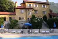 Swimming Pool Hôtel Le Mas Fleuri