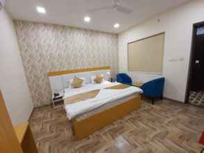 Bedroom 4 Goroomgo Mandakini Royale Kanpur