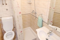 In-room Bathroom Josa - 350 m From sea - A1