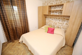 Bedroom 4 Josa - 350 m From sea - A1