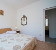 Bedroom 7 Nebo - big Terrace With sea View - A1 Dana