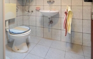 In-room Bathroom 5 Lukovac - Directly at the Beach - A2