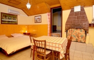 Kamar Tidur 3 Lukovac - Directly at the Beach - A2