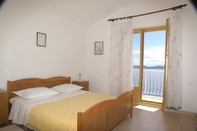 Bedroom Niko - 50 m From Pebble Beach - A4