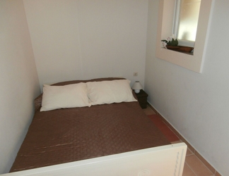 Bedroom 2 Mladen - Family Friendly & Amazing Location - A1