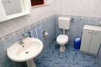 In-room Bathroom Stuk- With Terrase and Close to the sea - A1