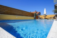 Swimming Pool Suza - Relaxing & Beautiful - A2