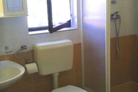 In-room Bathroom Edo - With Parking - A4