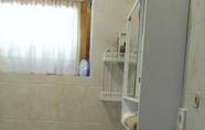 In-room Bathroom 3 Desa - 10 m From the Beach - A1-mali