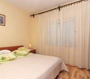 Bedroom 5 Zdravko - Comfortable & Close to the sea - A2