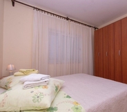 Bedroom 2 Zdravko - Comfortable & Close to the sea - A2