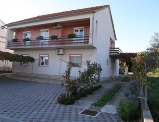 Exterior 2 Mirko - 100m From Beach - A2