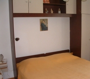 Bedroom 3 Mer - 50m From Beach - A1 Meri 1