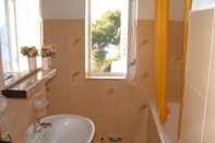 In-room Bathroom Mer - 50m From Beach - A1 Meri 1