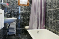 Toilet Kamar Mari - Amazing sea View - A1