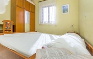 Bedroom 3 Mari - Great Location 30m From the sea - A1 Donji