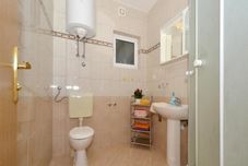 Bilik Mandi dalam Bilik Žar - Free Parking - A2