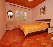 Bedroom 3 Villa Antea - 80 m From the Beach - H