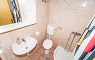 In-room Bathroom 7 Zdenka - 70m From sea - A2