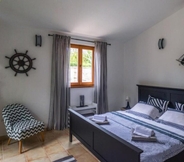 Bedroom 6 Kike - 60 Meters From the Beach - SA1