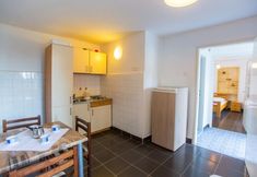 Kamar Tidur 5 Bravo - 100 m From Beach - A1
