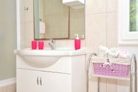 In-room Bathroom Aurelija - 20 m From Beach - A2