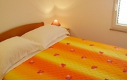 Bedroom 4 Adria - With Beautiful Garden - A1