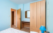 Kamar Tidur 6 Gold - 300 m From Beach - A2