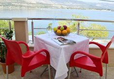 Bedroom 2 Vini - Direct by the sea and Free Parking - A5