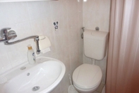 In-room Bathroom Drago - 50 m From sea - A2