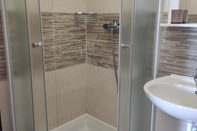 In-room Bathroom Mare - Great Location - A3
