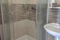 In-room Bathroom Mare - Great Location - A3