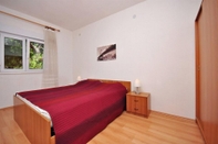 Kamar Tidur Kate - With Large Terrace - A1