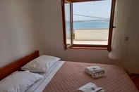 Bedroom Blazenka - 20m From the sea - A1