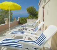 Swimming Pool 4 Villa Bistrana - 15m From sea - H