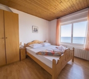 Kamar Tidur 2 Muvil - 100 m From the sea - A1 - Bordo