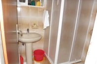 In-room Bathroom Ruzica - 50 m From sea - A1 Mali