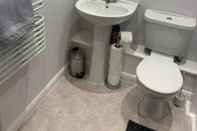 In-room Bathroom Marina/ipswich Town Centre Apartment 5