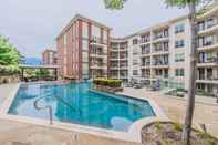 Swimming Pool Corporate Suites at Victory Park Dallas