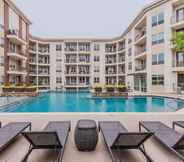 Kolam Renang 3 Corporate Suites at Victory Park Dallas