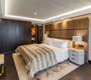 Phòng ngủ 5 FIVE Zurich - Luxury City Resort