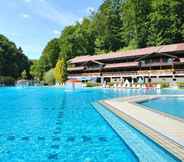 Swimming Pool 7 Hotel Toplice - Terme Krka