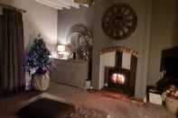 Lobby Paddock Cottage - Romantic Bolthole in Rural Idyll