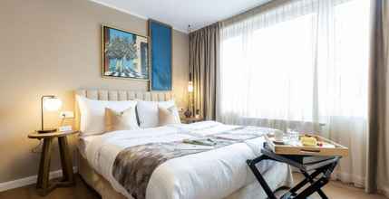 Bedroom 4 Delphi Hotel & Restaurant