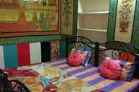 Bedroom Goroomgo Dylan Cafe & Guest Jodhpur
