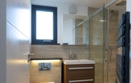 In-room Bathroom 4 Uno - St Ives